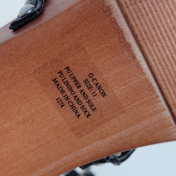 Madden Girl Cannon Chunky Heel - Picture 6 of 8